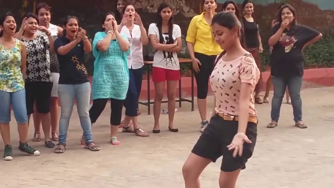 Kerala college girl dance