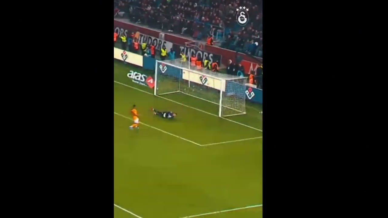 KEREM AKTÜRKOĞLU TRABZON SPORA SAPLIYOR @FUTBOL @KEREM AKTÜRKOĞLU