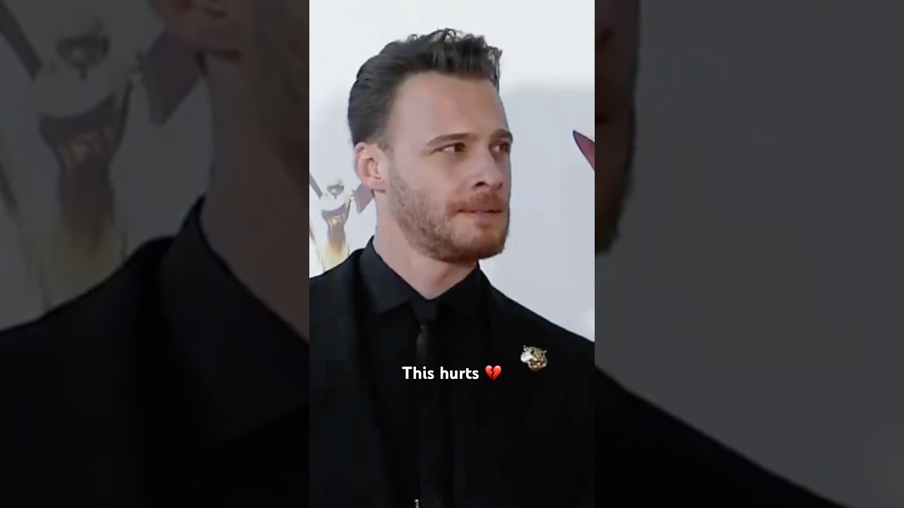 Kerem can't take his eyes off Hande after years 🥹❤️‍🔥 #handeereçel #kerembursin