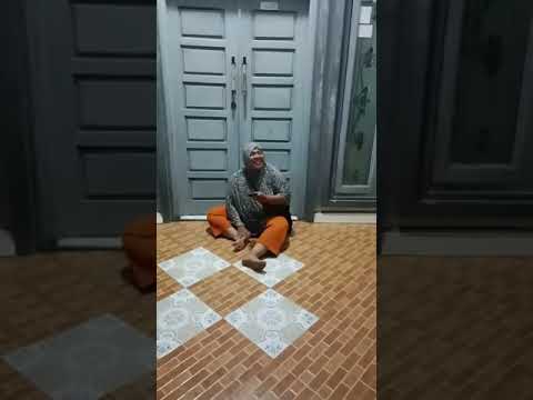 Ketangkap warga sedang Asik berduaan di depan rumah Pak RT😡😡