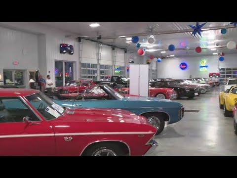 Kevin O'Neill is at Joe Basil checking out vintage cars