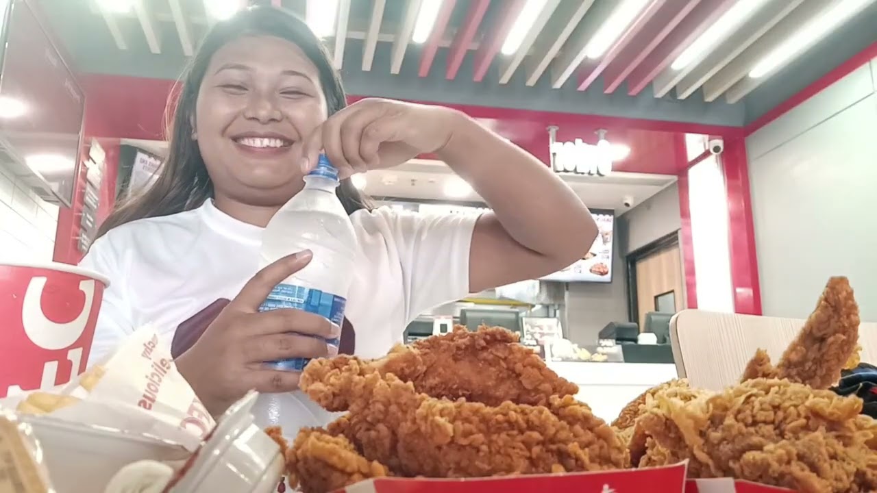KFC kokrajhar 🍗🍟🥤 - Ripa Rani Moshahary