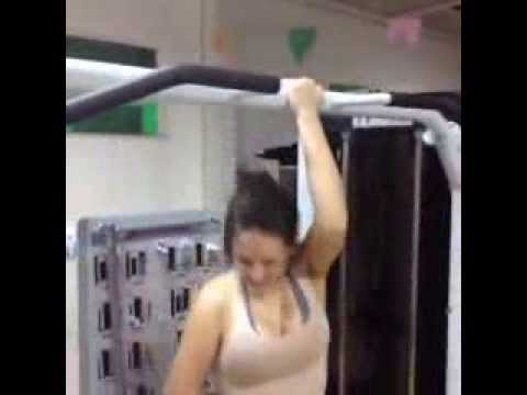 Kéfera Treinando Pesado e Gostosa!