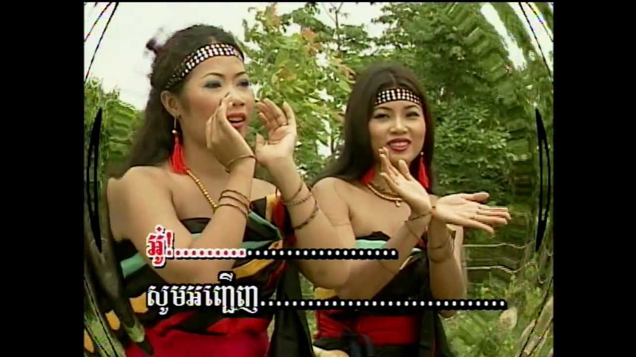 Khmer Song-SaRaVan Sliek Khyal DonDob Mek-SreyNich.mp4