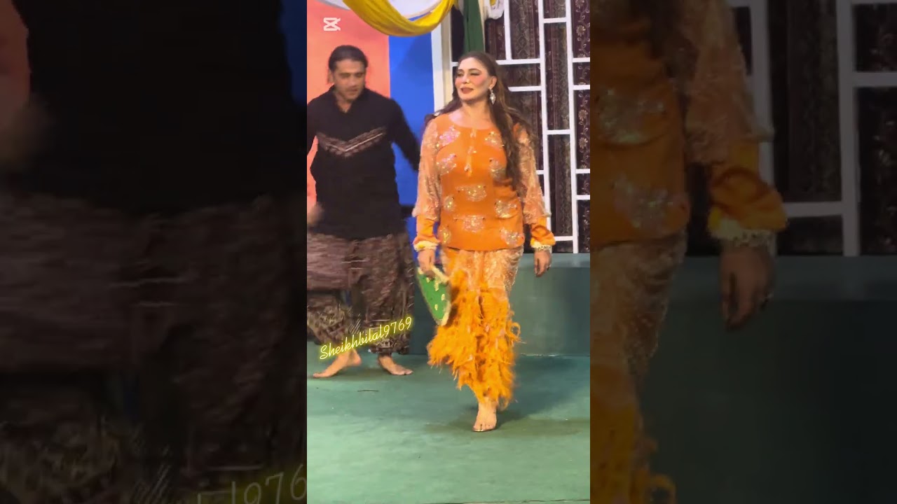 Khushboo Khan (Gotay Di Pakhian) Mujra