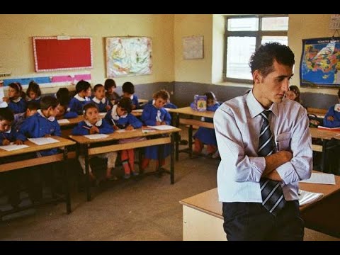 İki Dil Bir Bavul İzle (720p)