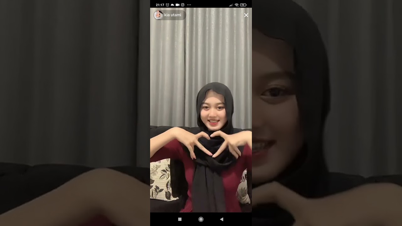 kia Utami live jilbab montok