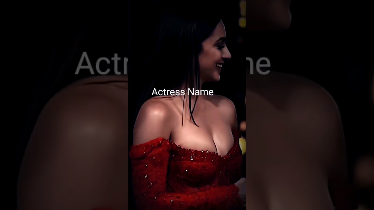Kiara advani hot cleavage #bollywood #kiaraadvani #shorts
