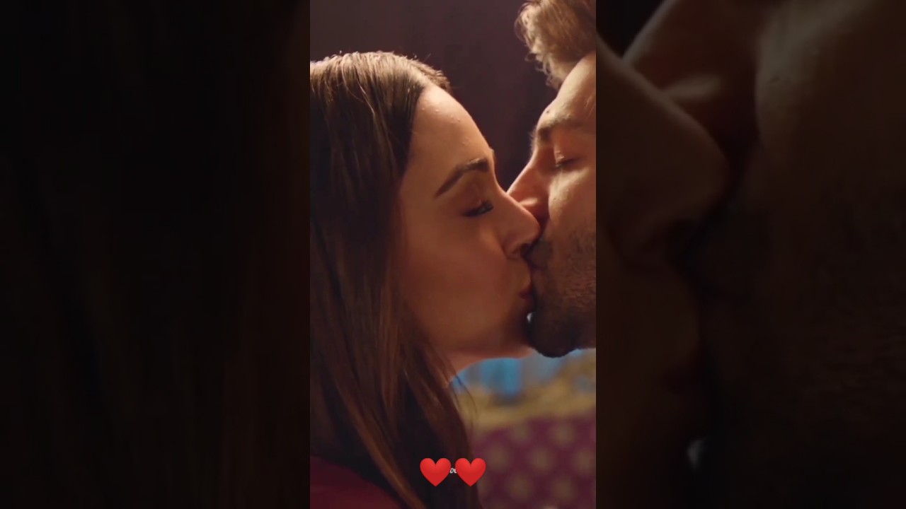 Kiara advani hot scene #kiaraadvani #bollywood #hot #viral #shorts