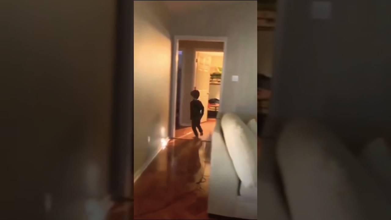 Kid runs to toilet while farting