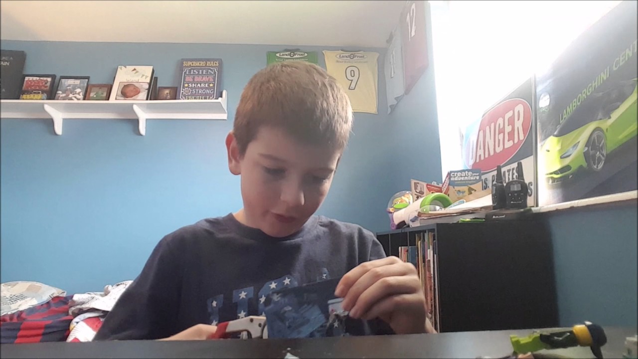 Kid Temper Tantrum Cuts Up Daddy's Credit Card [ Original ]