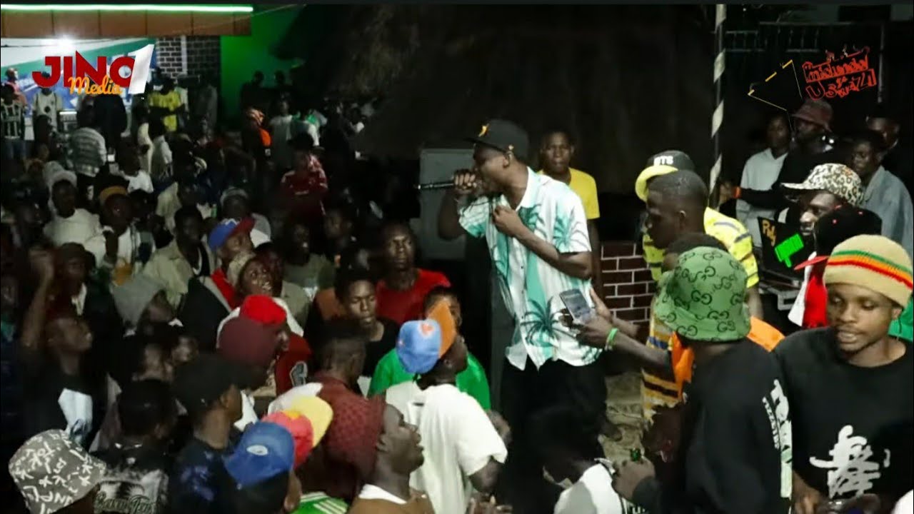 KIDENSA MC KWENYE WHITE PARTY YA DJ RAMA K MTONI BAR HII NI MIDUNDO YA USWAZI LIVE SHOW