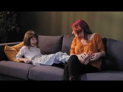 kids girls little feet tickle and mom #feettickling #littlegirls