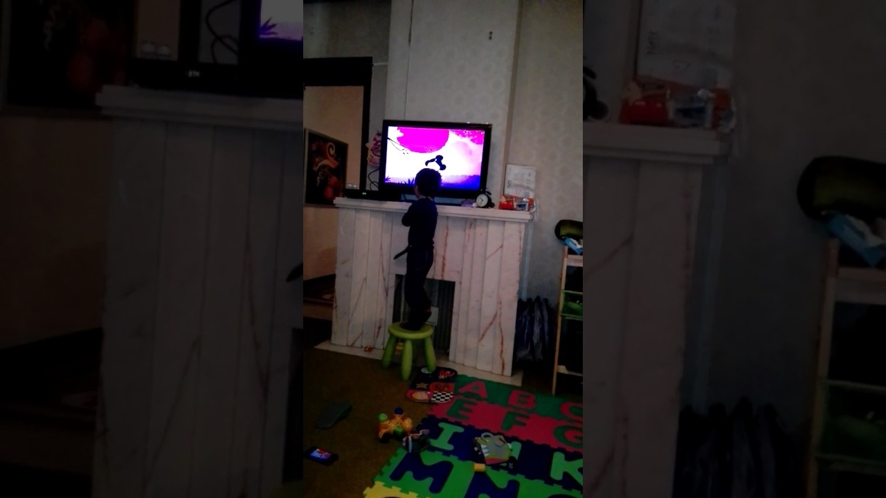 Kiefer's obsession with baby TV