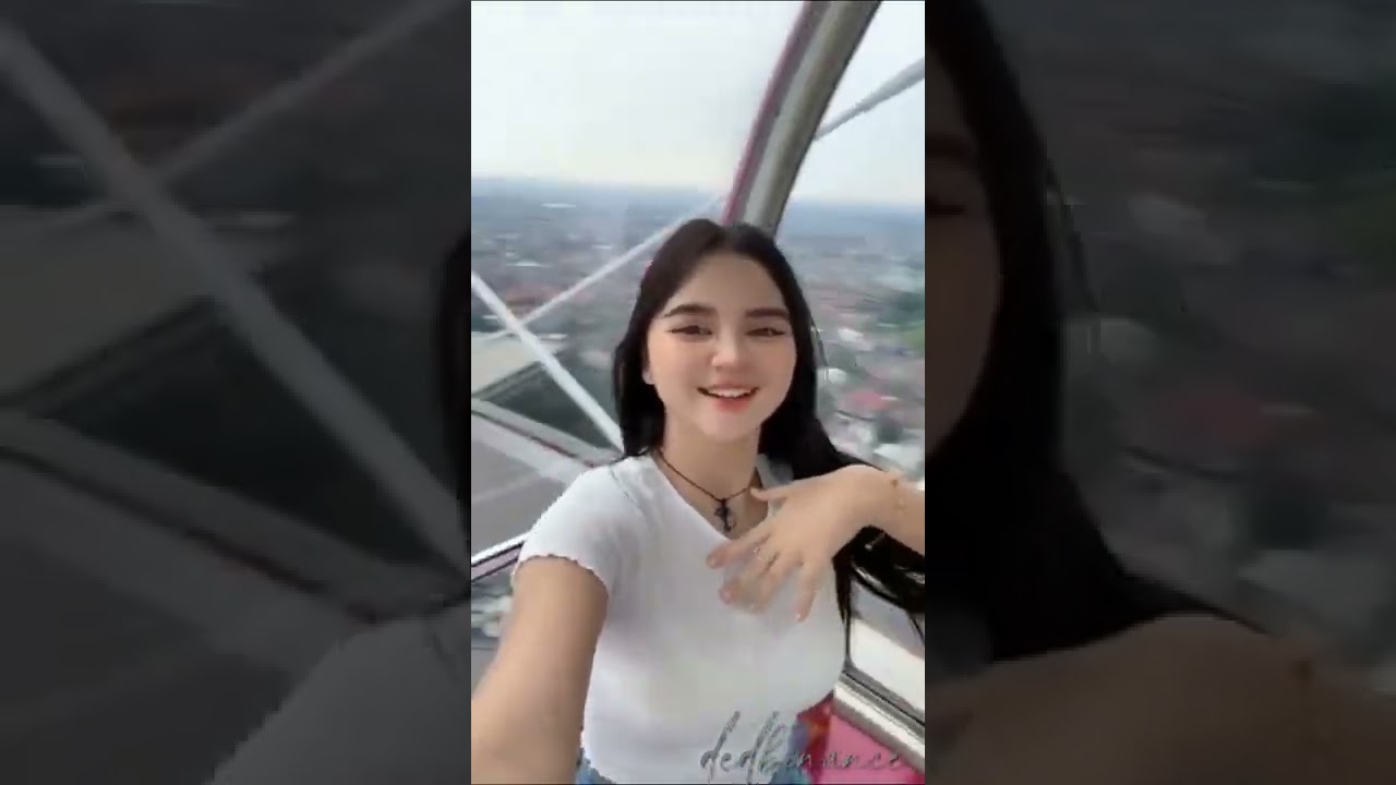 KIENZY emang bikin berdiri