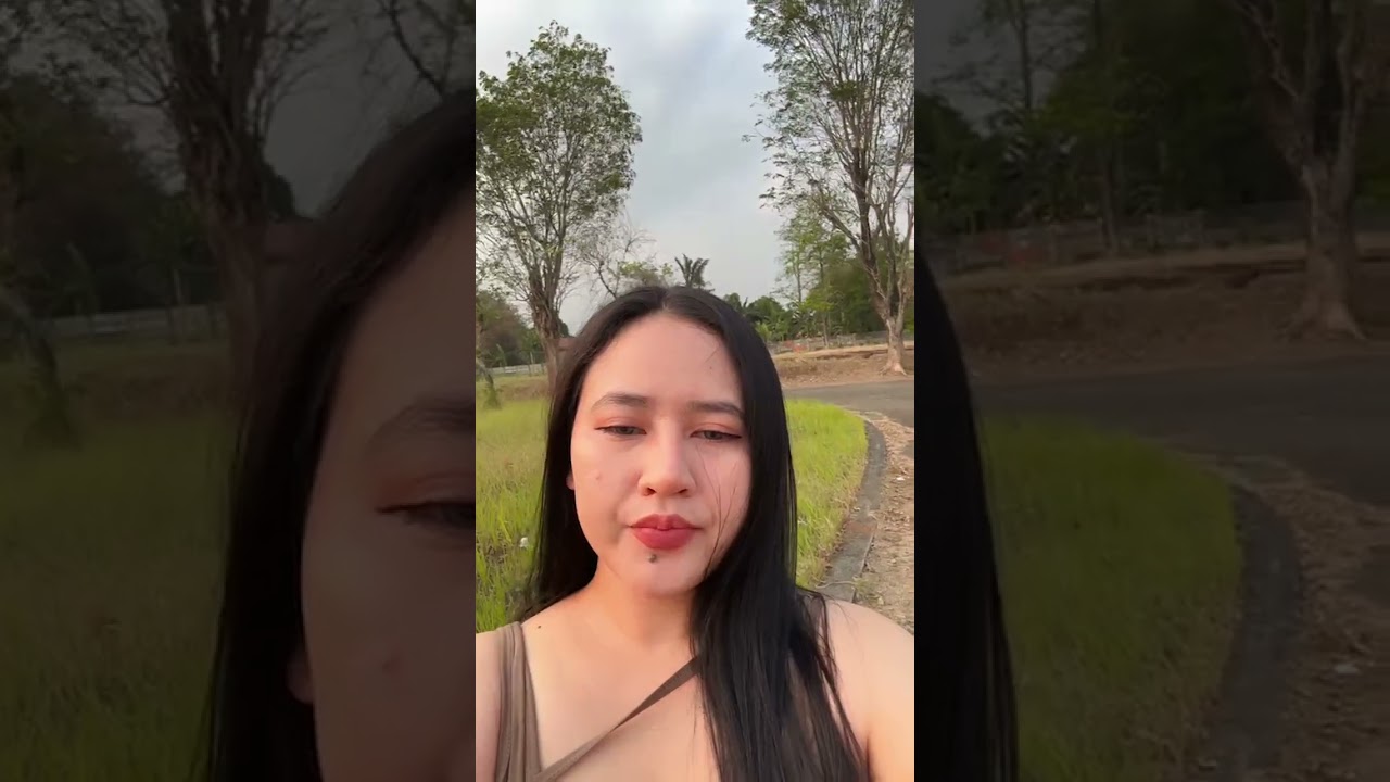 Kim ochi Berlian Live
