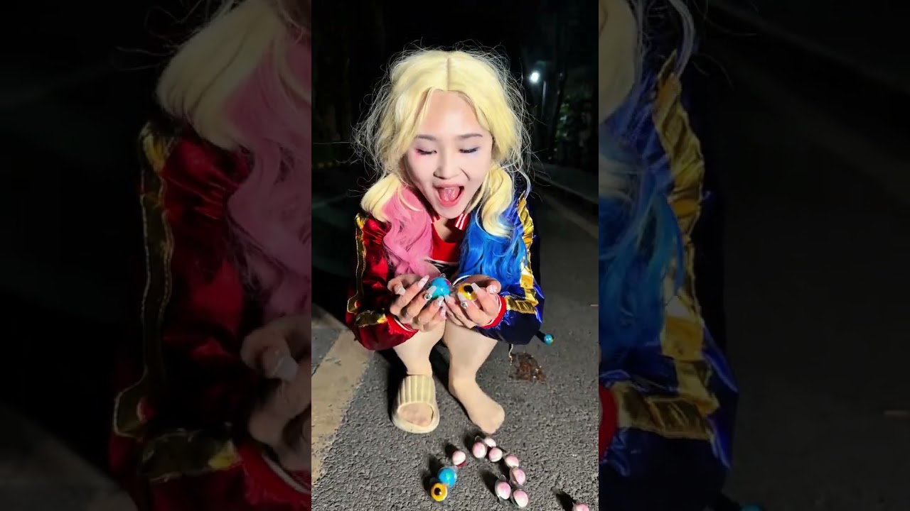 Kind Harley Quinn gave the chick eye candy#Harley Quinn #joker
