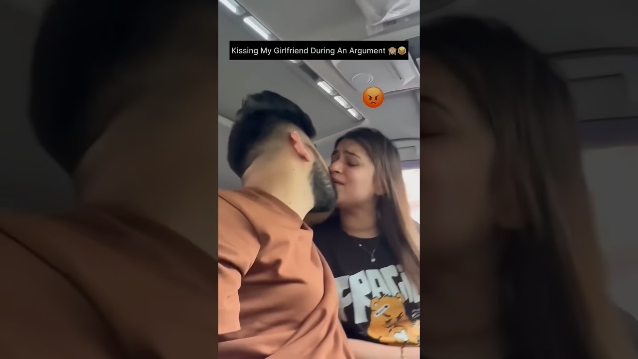 kiss 💋😘#kiss #viralvideo #trendingshorts #kissing #kissing_status