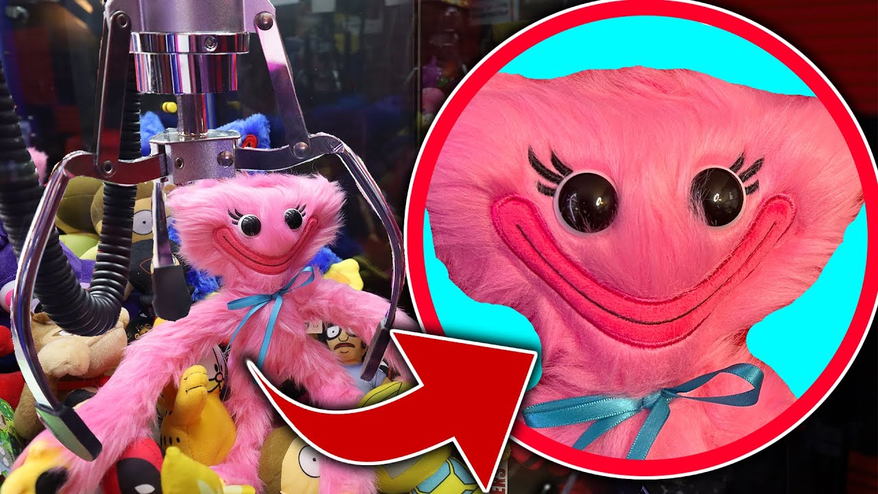 Kissy Missy INSIDE Claw Machine