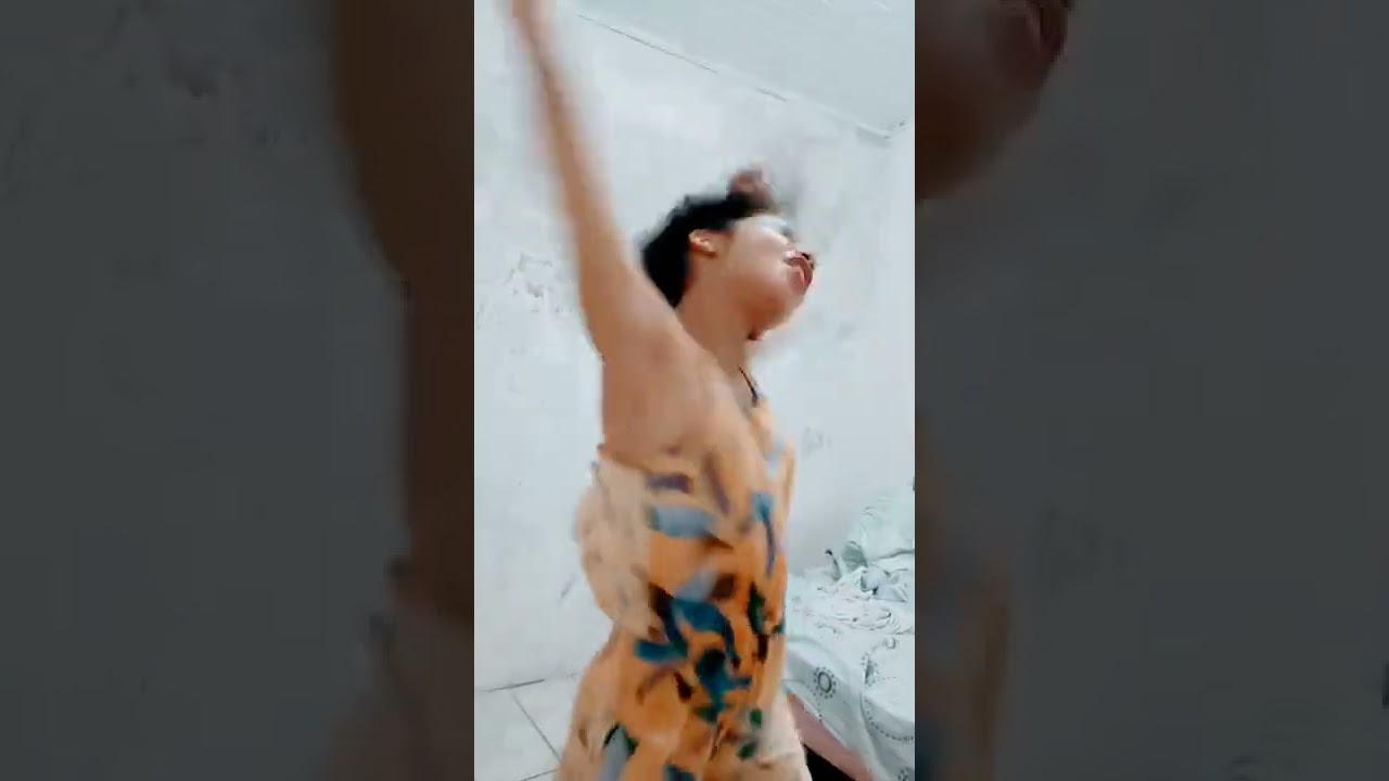 kkk gravando minha irmã escondida