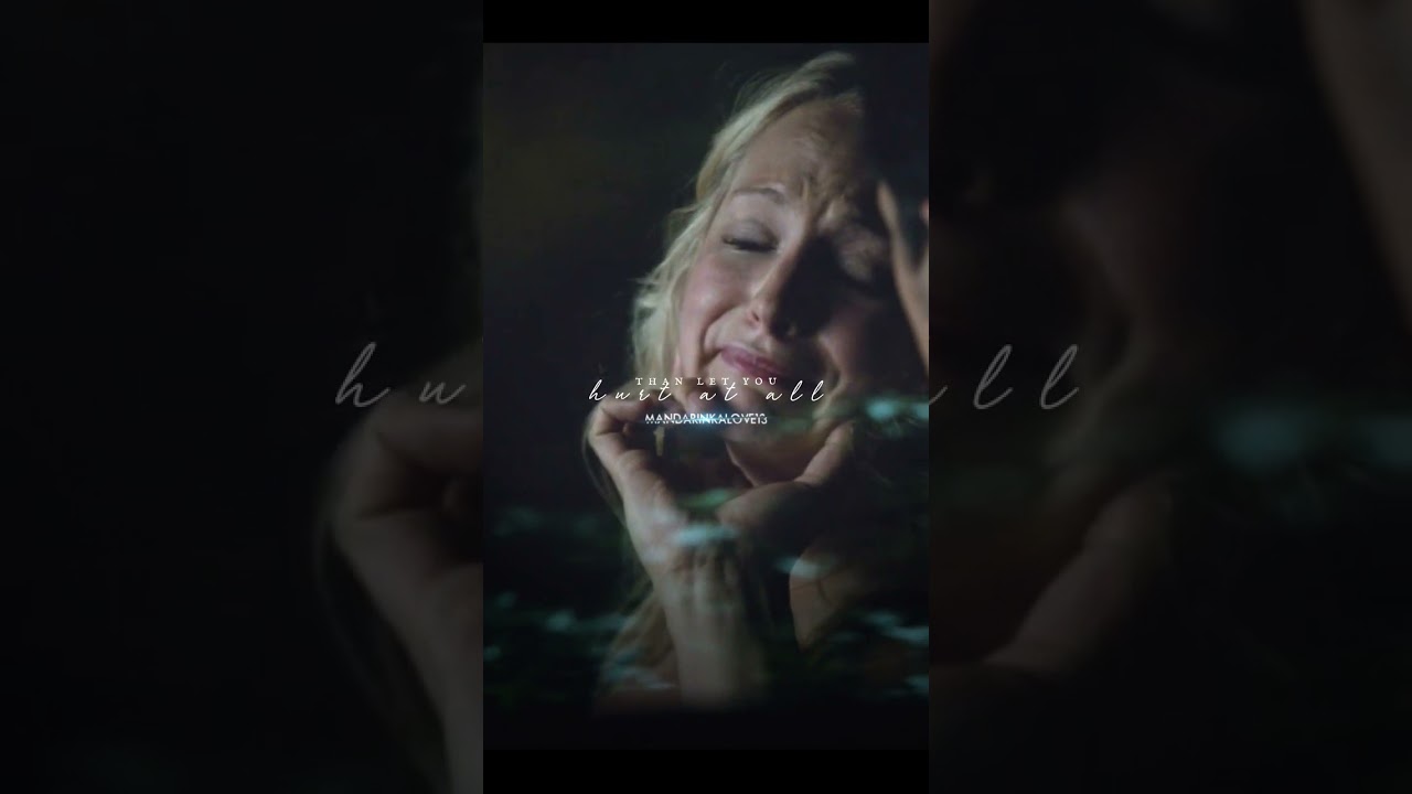 Klaus noticed that Caroline's crying 🥹💔  #thevampirediaries #carolineforbes #klausmikaelson #tvd