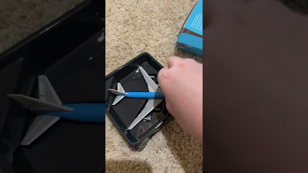 KLM 747 model by herpa 1:500 unboxing