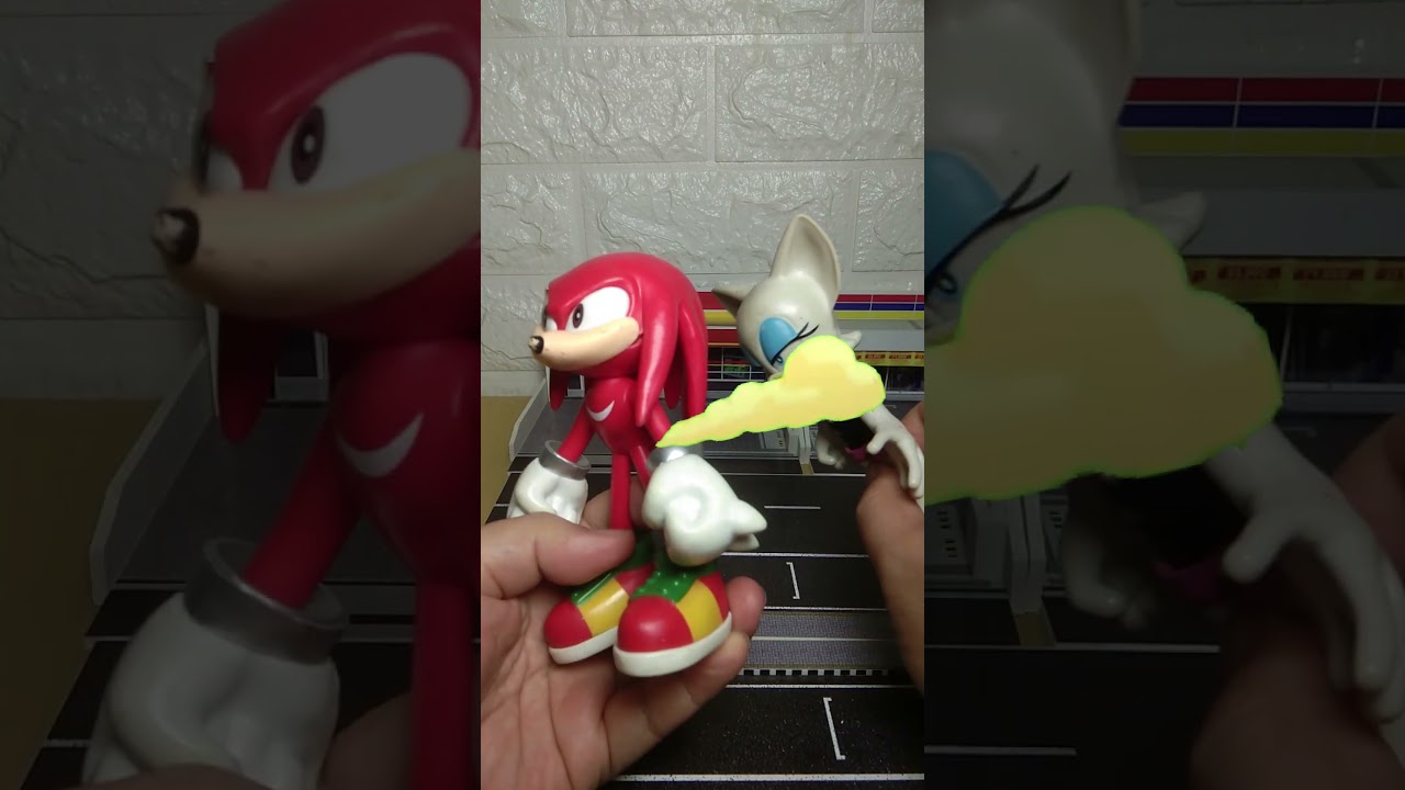 Knuckles and Rouge fart prank