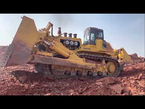 KOMATSU D575A SUPER DOZER