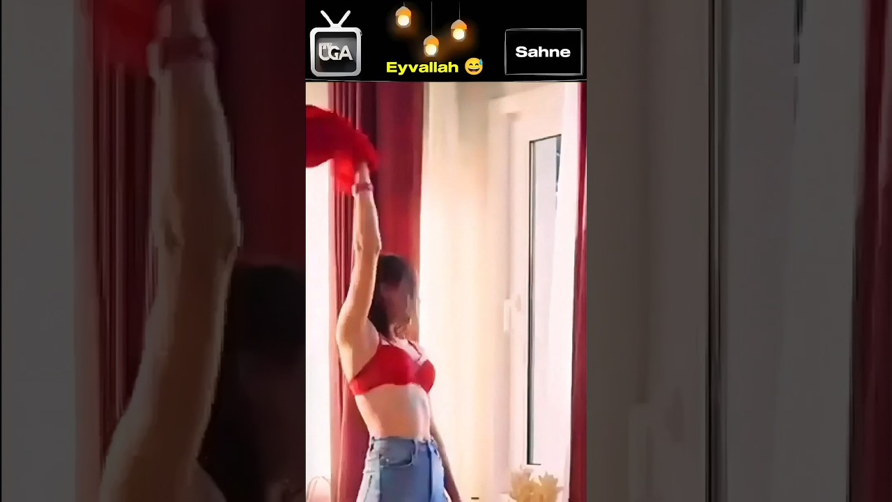 Komşuluk öldü mü be 😅 #ugatv #sahne #filmler #diziler #ünlüler #alinaboz #dizi #film