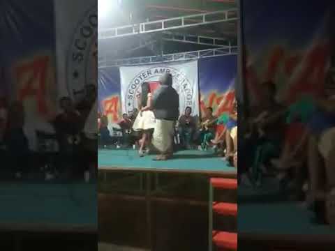 Konser Dangdut Hot Dijamin Tegang!!!