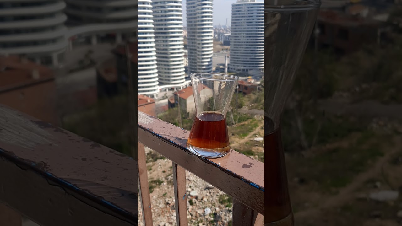 Koronada balkon var