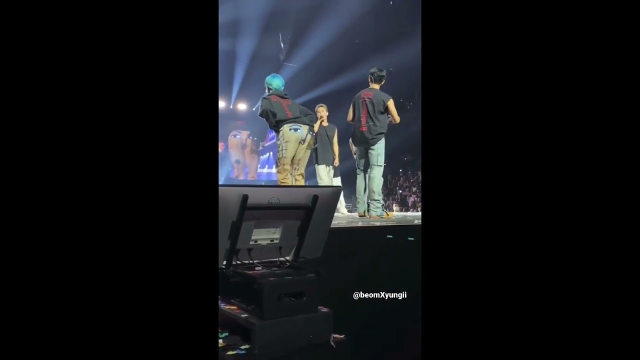Kpop all the moments when kpop idols twerk 2023. With the new twerk song #kpop
