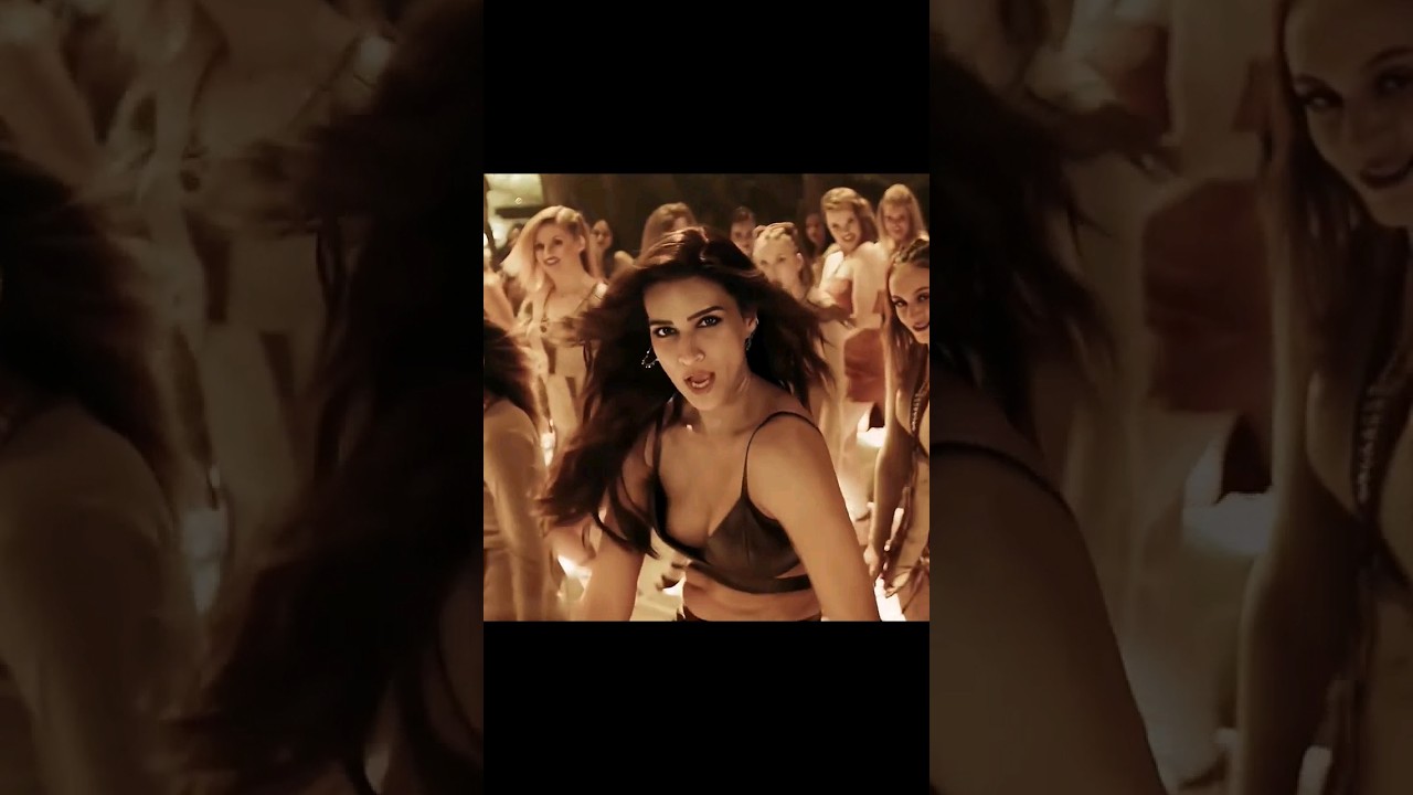 Kriti Sanon Nip Slip 😱🥶🔥👌 #shorts