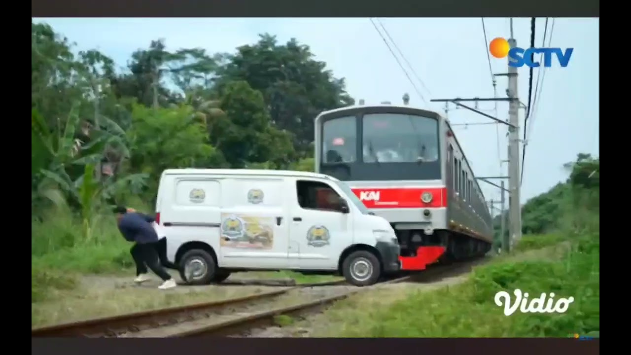 KRL JR 205 DI CINTA DIUJUNG SEJADAH EPS 10
