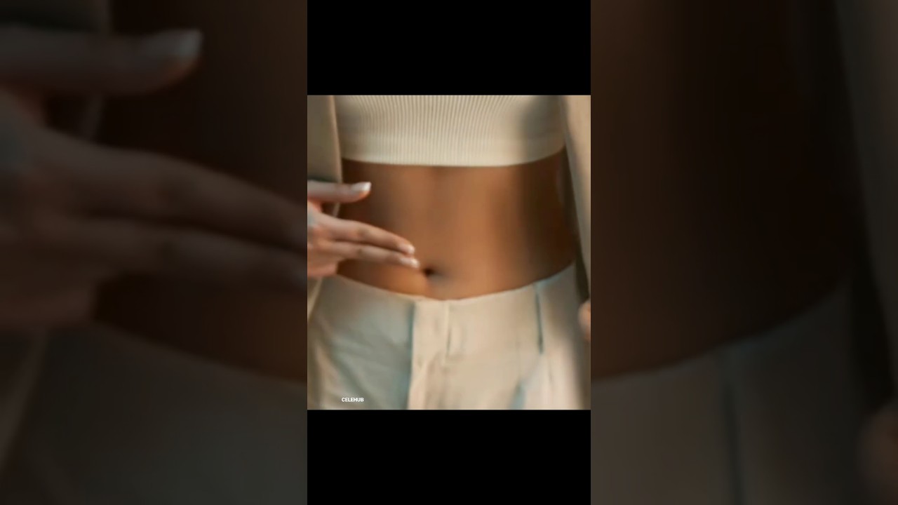 Kruti sanon navel touch #navel #bollywood #saipallavi #trending #kritisanon #belly #dance #nabhi