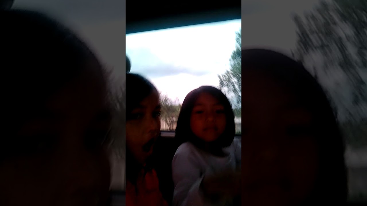 K's dance and sing to SIA with tante icaa