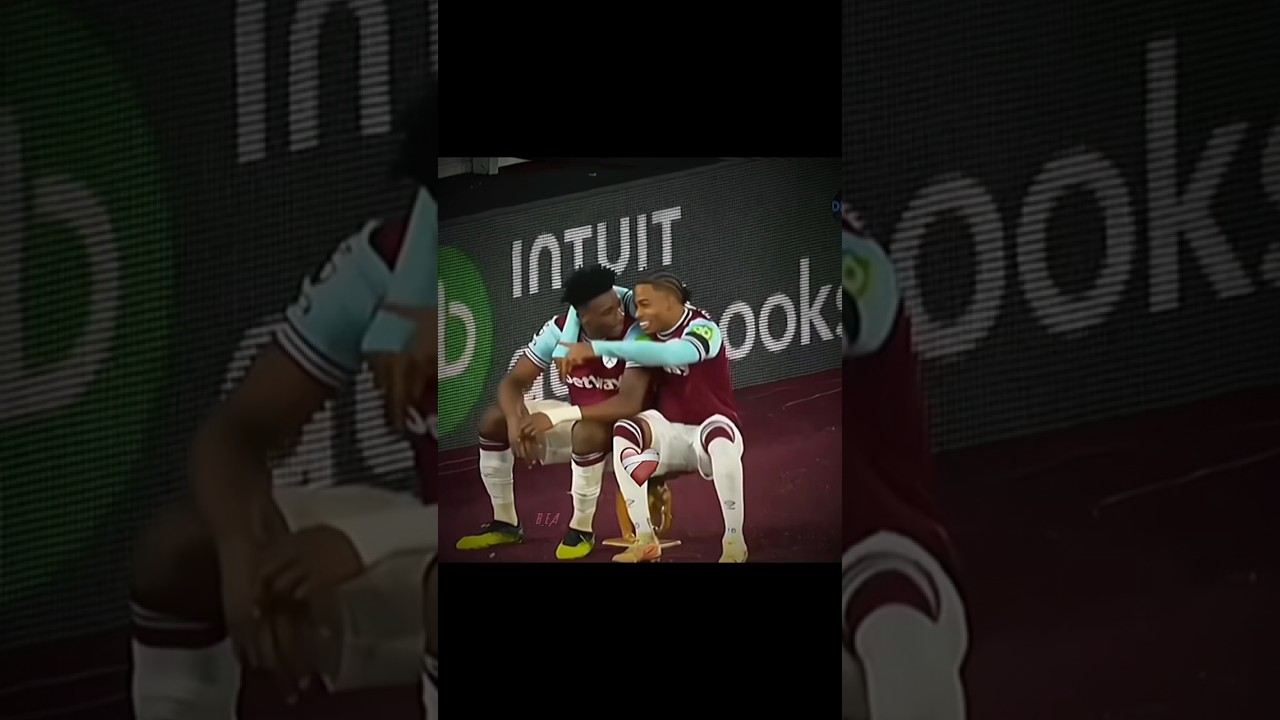 Kudus😅🪑#football #footballmemes #funnyimages #edit #soccer #viralvideo