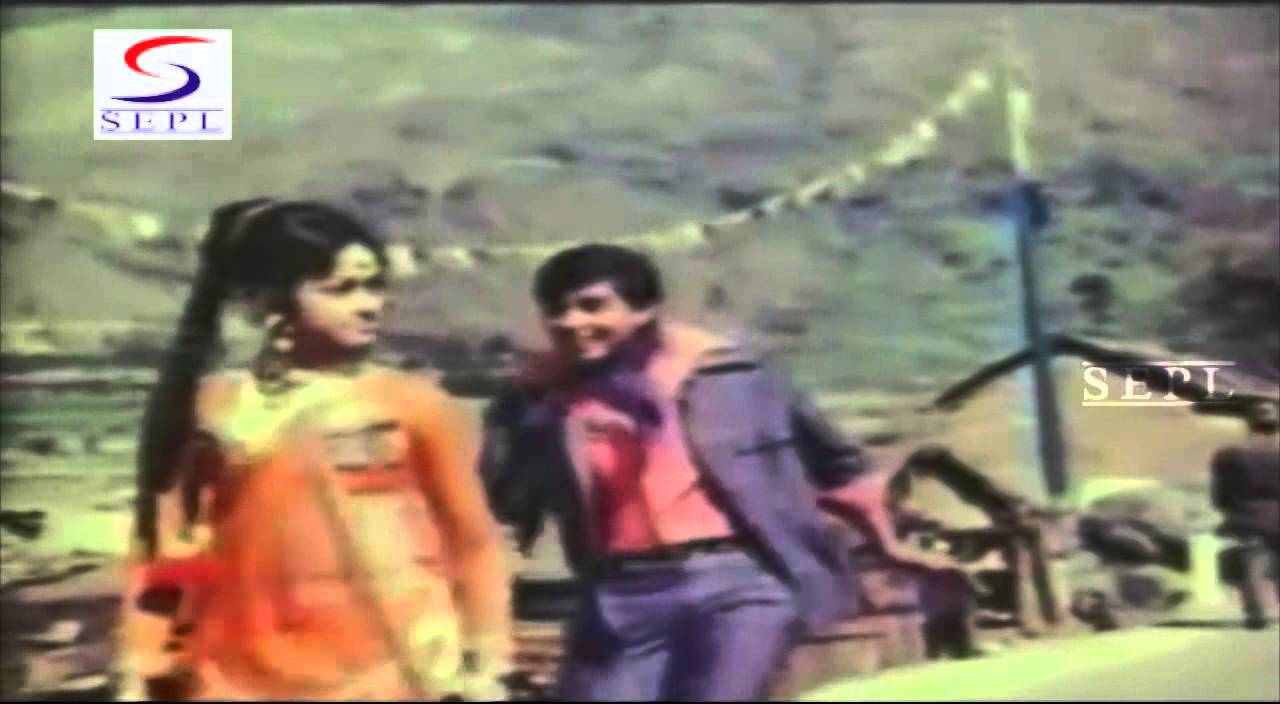 Ladki Chale Jab Sadkon Pe - Kishore Kumar Kabir Bedi, Simi Garewal