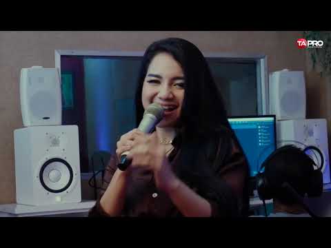 Lala widi goyang pantat