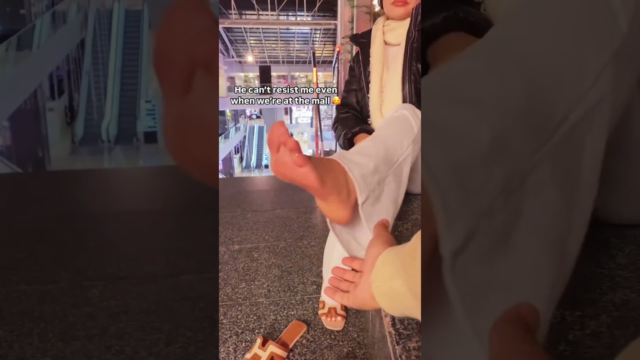 Latina Foot Worship