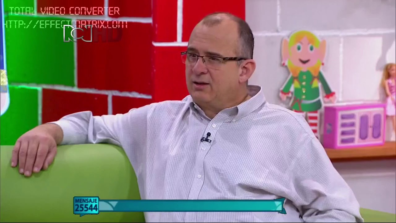 LAURA ACUNA CALZONES BLANCOS BUENISIMO