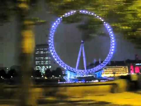 Laura B - Midi a Minuit - Official Music Video