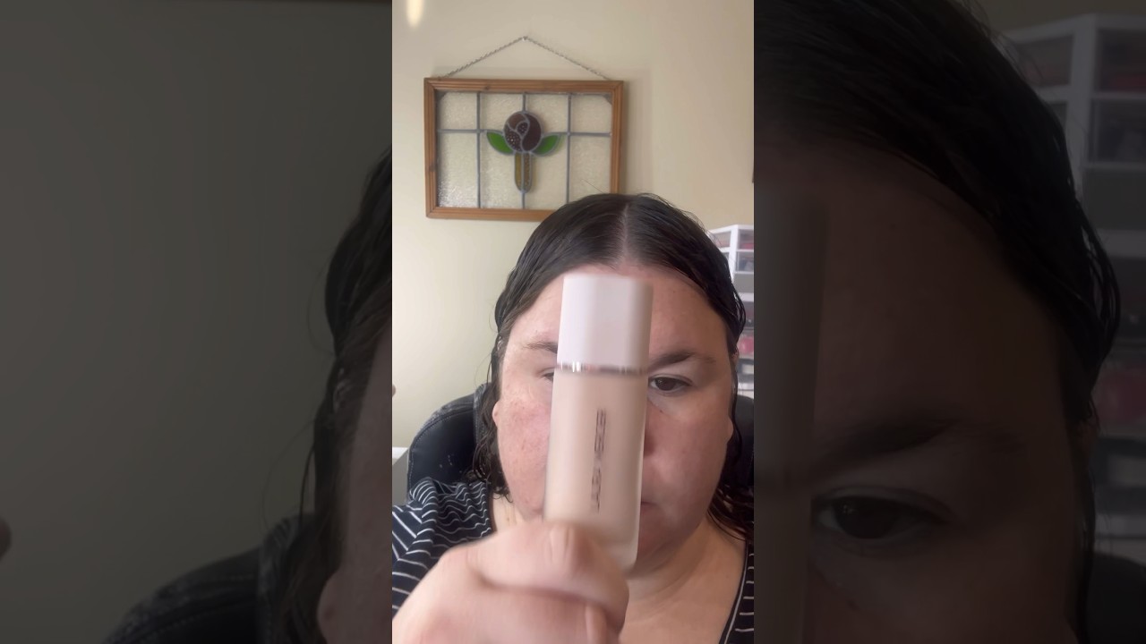 Laura Mercier real flawless weightless foundation wear test #lauramercier#realflawlessfoundation