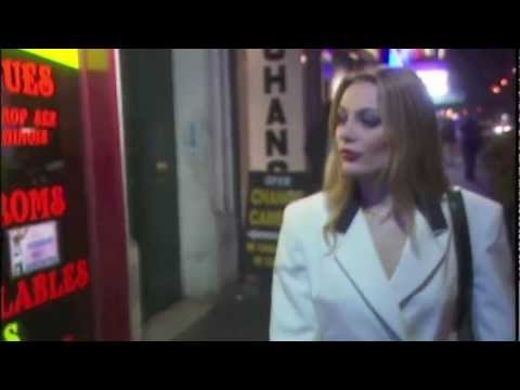 Laure Sainclair goes to a Peep Show