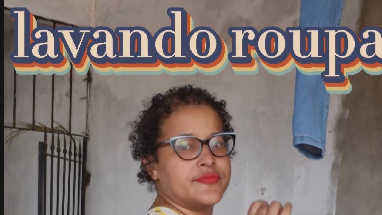 Lavando  Roupa