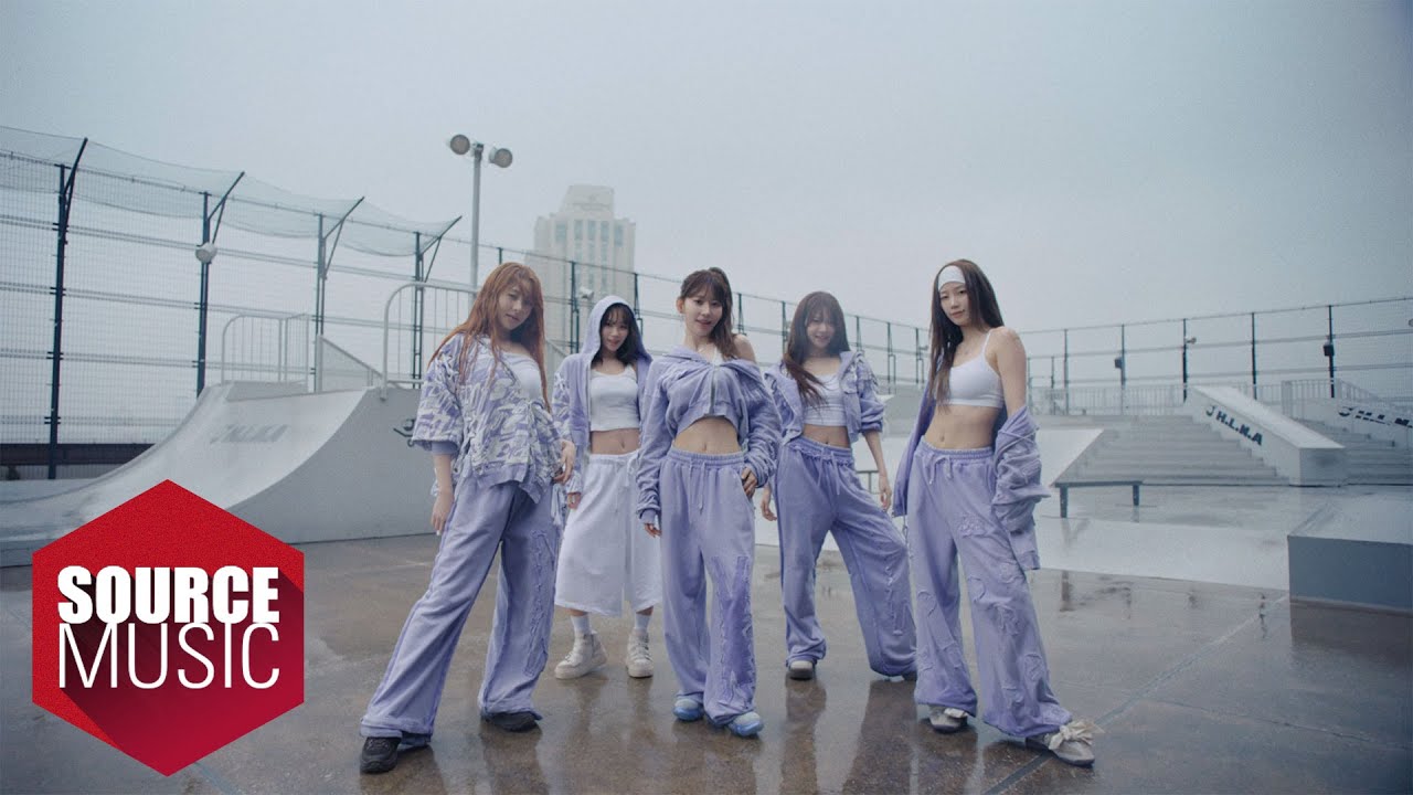 LE SSERAFIM (르세라핌) 'DIFFERENT' OFFICIAL PERFORMANCE FILM
