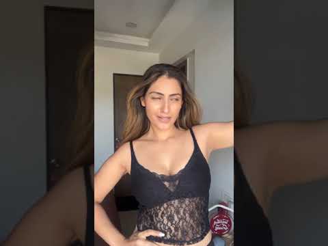 Learn how to look sexy from actress Shivangi Verma😍🖤Take a look at her this new reel  👀