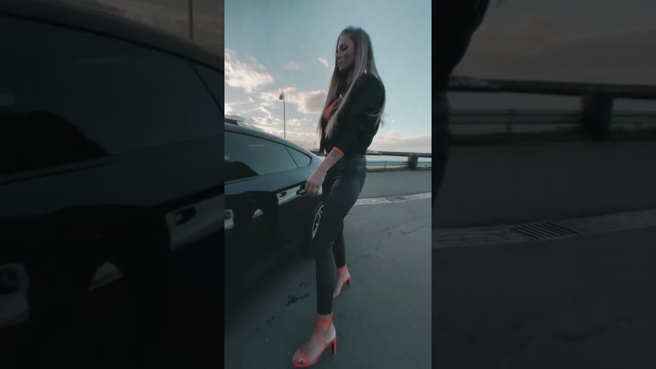 LEATHER LEGGINGS and Crazy CAR Walk on Haul ! #sweetsinlatex