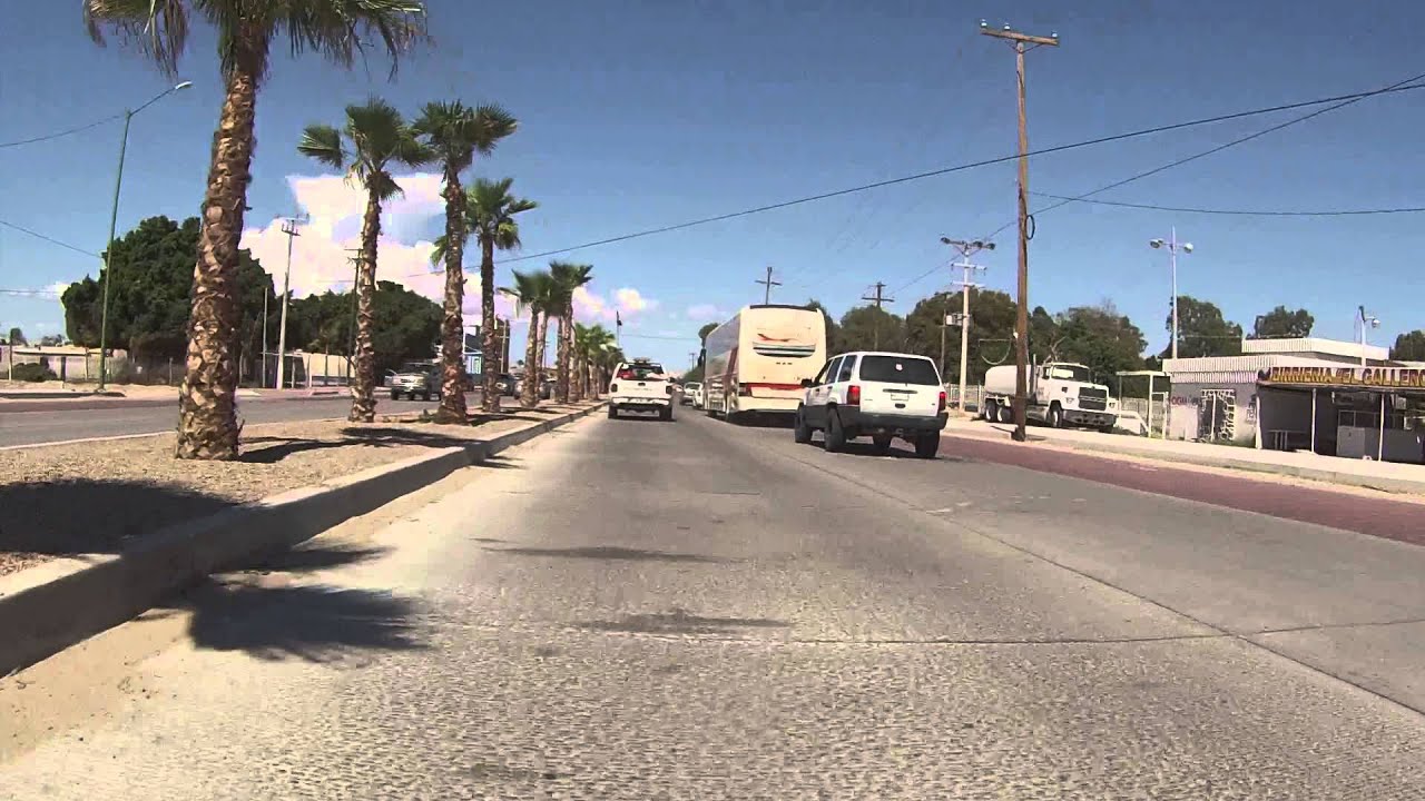 Leaving the Centro Municipal De Recaudación, Puerto Peñasco, Mexico drive to Sam's Club, GOPR0077