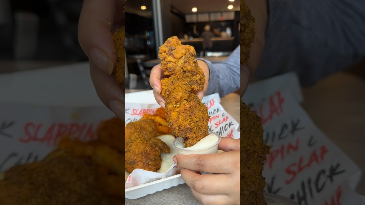 LEMON PEPPER CHICKEN TENDERS at Slappin Chick! 🍋🍗🔥 #BESTFOODFOODIES #lemon #pepper #friedchicken